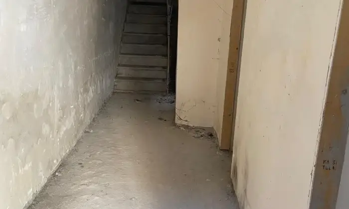 Rexer-Pietramelara-Appartamento-da-ristrutturare-cortile-e-ampi-spazi-interni-Pietramelara-CE-Altro