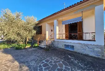 Rexer-Castiglione-del-Lago-Casa-indipendente-con-giardino-e-garage-vicino-al-lago-Trasimeno-Altro