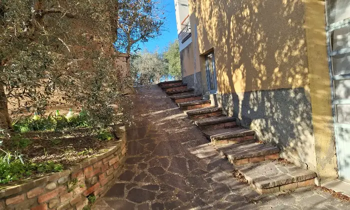 Rexer-Castiglione-del-Lago-Casa-indipendente-con-giardino-e-garage-vicino-al-lago-Trasimeno-Altro