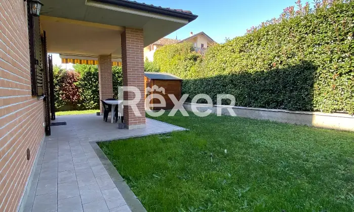 Rexer-Trivolzio-Villa-con-giardino-a-Trivolzio-Altro