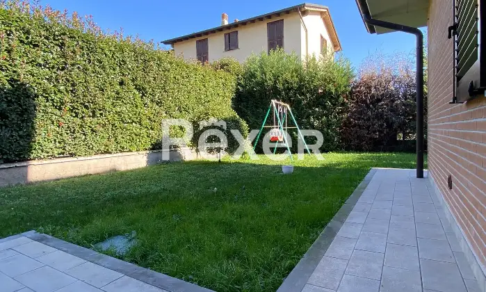 Rexer-Trivolzio-Villa-con-giardino-a-Trivolzio-Altro