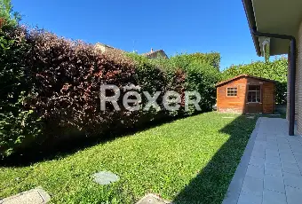 Rexer-Trivolzio-Villa-con-giardino-a-Trivolzio-Altro