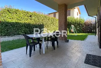 Rexer-Trivolzio-Villa-con-giardino-a-Trivolzio-Altro