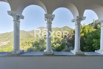 Rexer-Massa-Villa-esclusiva-con-vista-panoramica-sul-mare-Altro