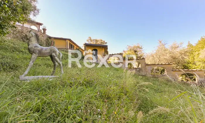 Rexer-Massa-Villa-esclusiva-con-vista-panoramica-sul-mare-Altro