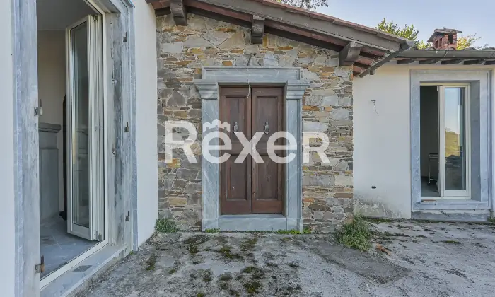 Rexer-Massa-Villa-esclusiva-con-vista-panoramica-sul-mare-Altro