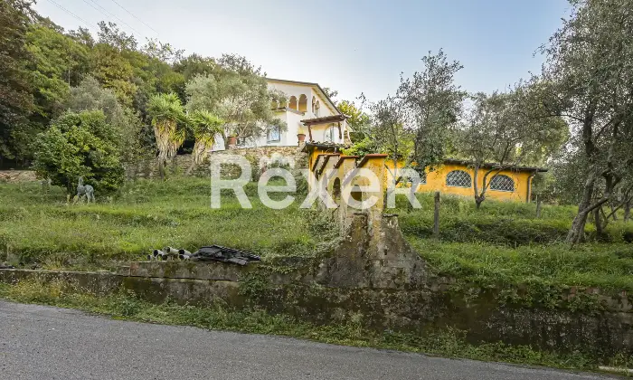 Rexer-Massa-Villa-esclusiva-con-vista-panoramica-sul-mare-Altro