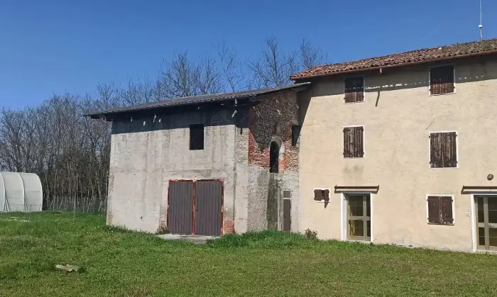 Rexer-Sesto-al-Reghene-Vendesi-lotto-edificabile-con-rustico-da-ristrutturare-a-Ramuscello-PN-Altro
