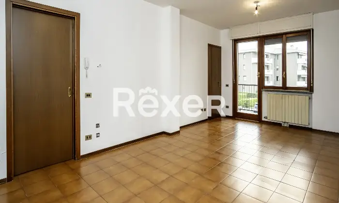 Rexer-Seriate-BILOCALE-CON-BOX-E-CANTINA-Altro