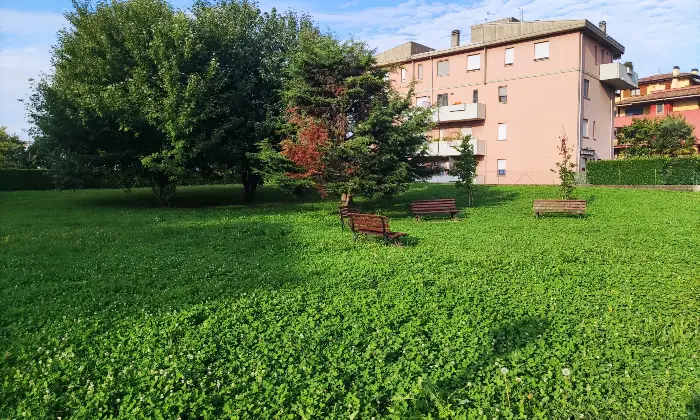 Rexer-Seriate-BILOCALE-CON-BOX-E-CANTINA-Altro