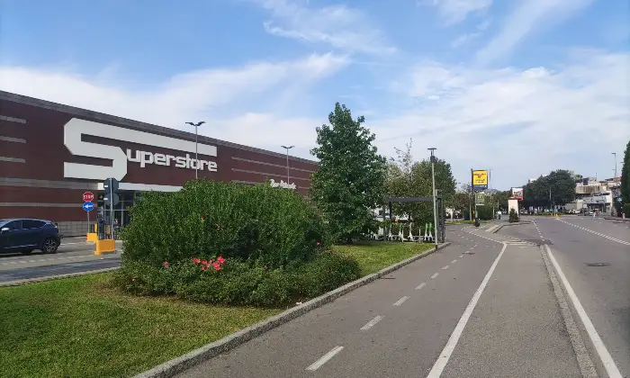 Rexer-Seriate-BILOCALE-CON-BOX-E-CANTINA-Altro