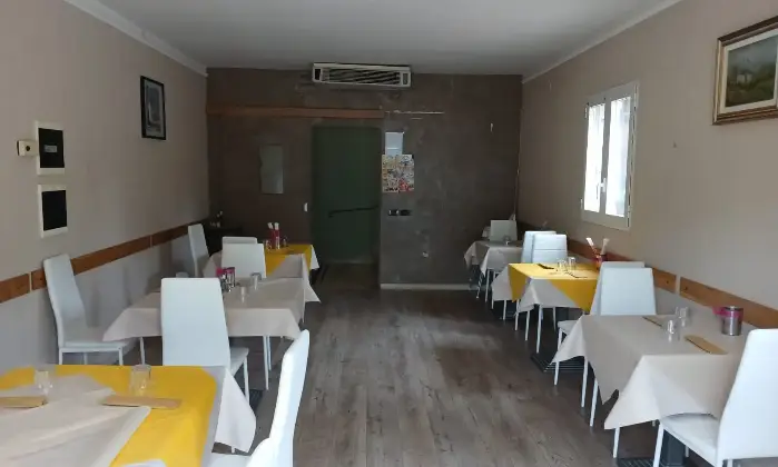 Rexer-Carpineti-Palazzo-in-Vendita-Intera-Propriet-con-Ristorante-e-Appartamenti-Altro