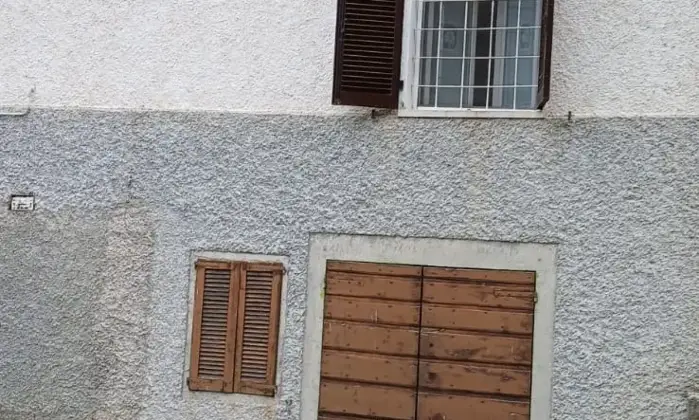 Rexer-Carpineti-Palazzo-in-Vendita-Intera-Propriet-con-Ristorante-e-Appartamenti-Altro