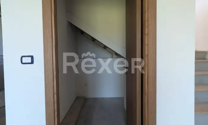 Rexer-San-Gimignano-Elegante-casale-con-vigneto-e-terreno-in-vendita-a-San-Gimignano-Altro