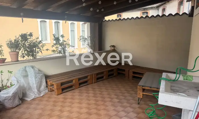 Rexer-Priabona-Intero-edificio-con-trattoria-appartamenti-e-ampi-spazi-accessori-Altro