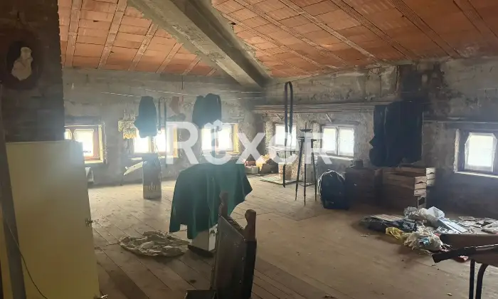 Rexer-Priabona-Intero-edificio-con-trattoria-appartamenti-e-ampi-spazi-accessori-Altro