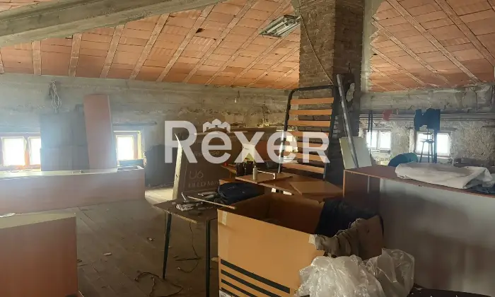 Rexer-Priabona-Intero-edificio-con-trattoria-appartamenti-e-ampi-spazi-accessori-Altro