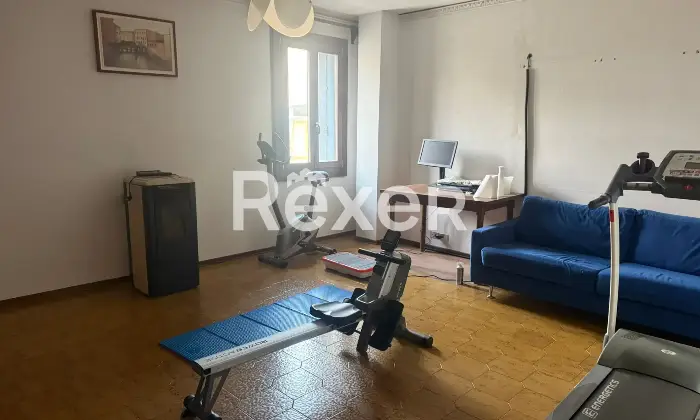 Rexer-Priabona-Intero-edificio-con-trattoria-appartamenti-e-ampi-spazi-accessori-Altro