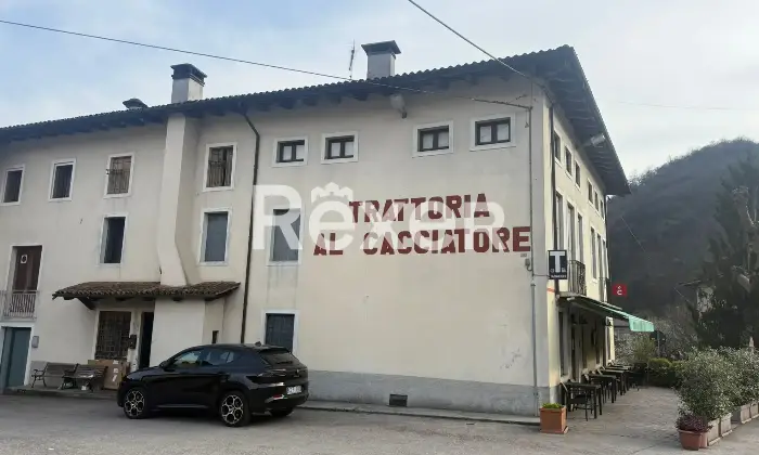 Rexer-Priabona-Intero-edificio-con-trattoria-appartamenti-e-ampi-spazi-accessori-Altro