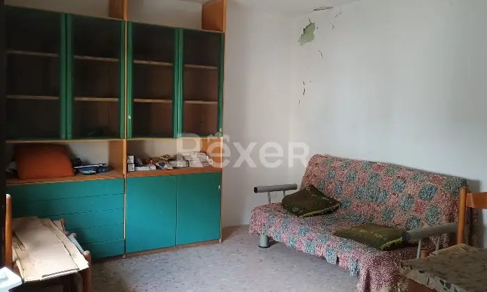 Rexer-Canzo-Appartamento-su-livelli-in-casa-di-corte-Altro