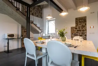 Rexer-TRICESIMO-Casa-Torre-semi-indipendente-su-quattro-livelli-con-box-doppio-e-cantina-Altro