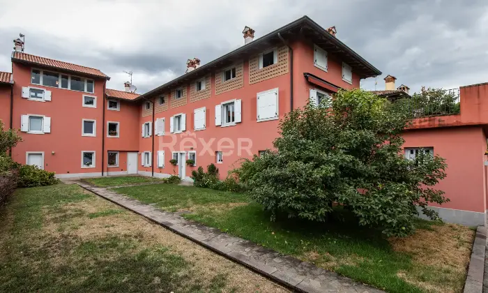 Rexer-TRICESIMO-Casa-Torre-semi-indipendente-su-quattro-livelli-con-box-doppio-e-cantina-Altro