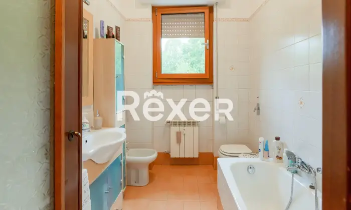 Rexer-Arese-Appartamento-di-Tre-locali-ed-autorimessa-Altro