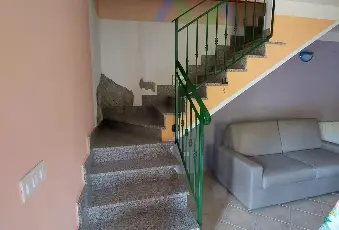 Rexer-Torraca-Casa-indipendente-con-giardino-e-vista-montagna-Altro