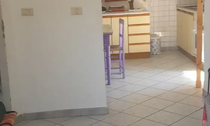 Rexer-Castel-del-Piano-Vendesi-casa-indipendente-Cucina