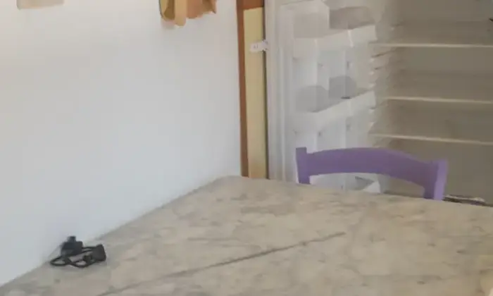 Rexer-Castel-del-Piano-Vendesi-casa-indipendente-Cucina