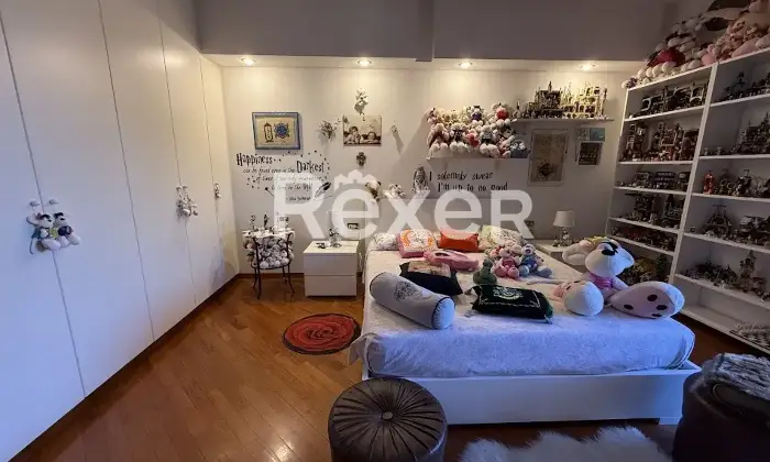 Rexer-Prato-Villa-luminosa-con-giardino-e-terrazzi-in-muratura-Prato-zona-residenziale-Altro