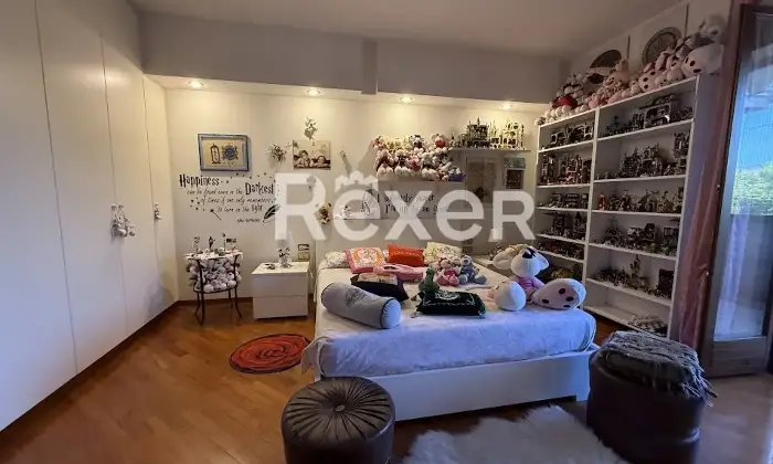 Rexer-Prato-Villa-luminosa-con-giardino-e-terrazzi-in-muratura-Prato-zona-residenziale-Altro
