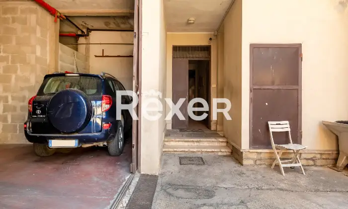 Rexer-Roma-Ottavia-Via-Della-Lucchina-Altro