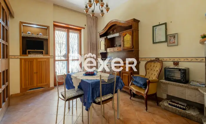 Rexer-Roma-Ottavia-Via-Della-Lucchina-Altro