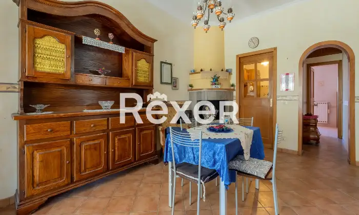 Rexer-Roma-Ottavia-Via-Della-Lucchina-Altro