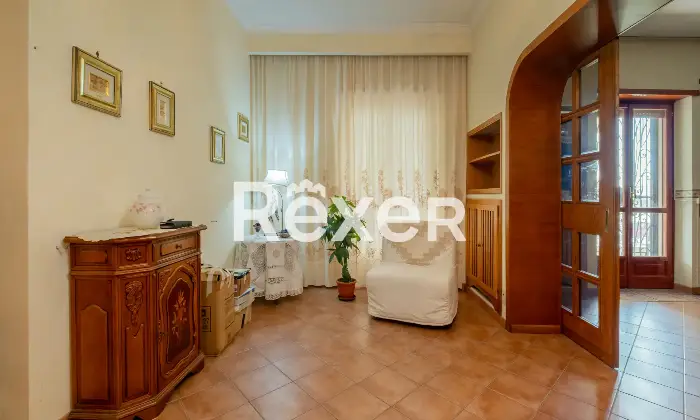 Rexer-Roma-Ottavia-Via-Della-Lucchina-Altro