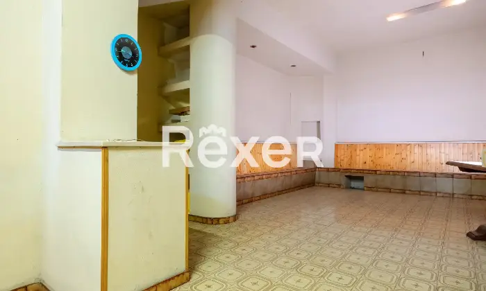 Rexer-Roma-Ottavia-Via-Della-Lucchina-Altro