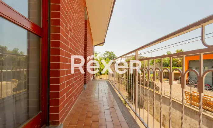 Rexer-Bricherasio-Villa-con-giardino-Altro