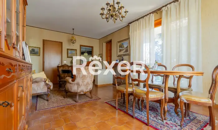 Rexer-Bricherasio-Villa-con-giardino-Altro