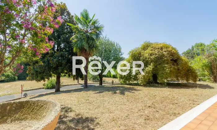 Rexer-Bricherasio-Villa-con-giardino-Altro