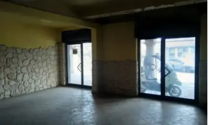 Rexer-Formigine-Intero-Stabile-in-Vendita-nel-Centro-di-Casinalbo-Ampio-Spazio-Commerciale-e-Residenziale-Altro