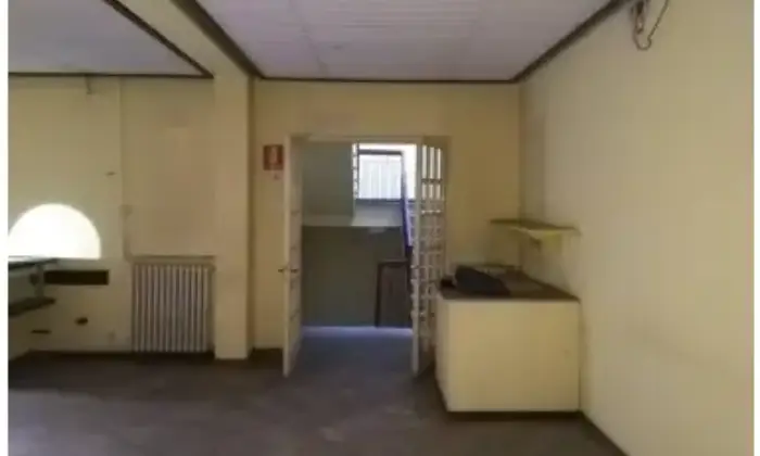 Rexer-Casinalbo-Intero-Stabile-in-Vendita-nel-Centro-di-Casinalbo-Ampio-Spazio-Commerciale-e-Residenziale-Altro