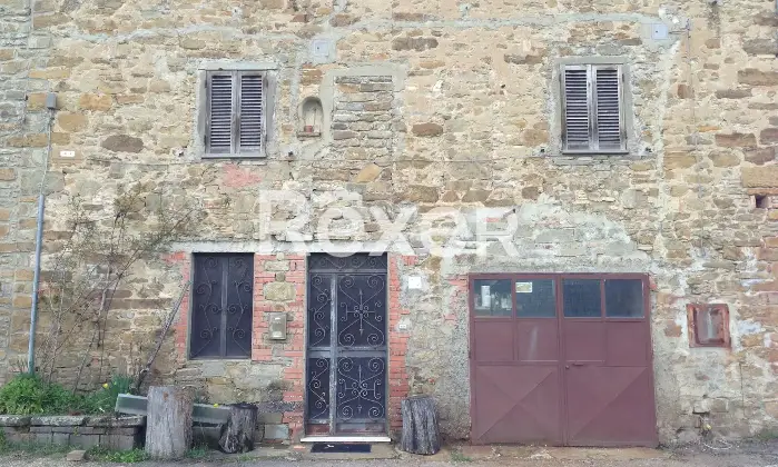 Rexer-Palazzo-del-Pero-Casa-indipendente-su-tre-livelli-Altro