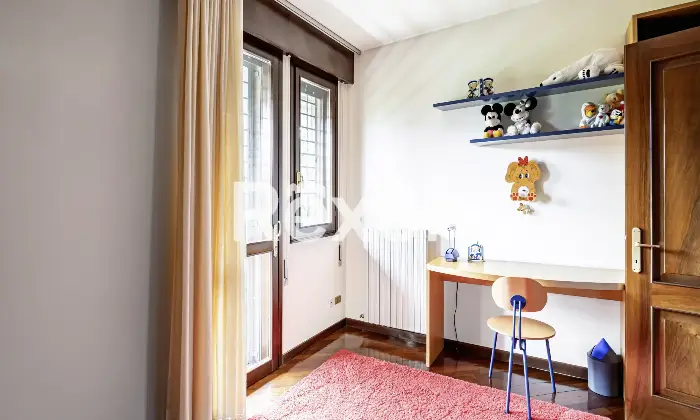 Rexer-Cadoneghe-Villa-singola-su-lotto-di-Mq-in-ottimo-stato-conservativo-con-parco-piantumato-bellissima-taverna-terrazze-e-garage-doppio-Altro