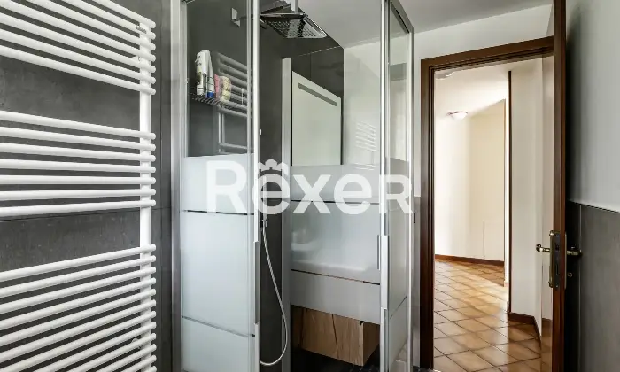 Rexer-Cadoneghe-Villa-singola-su-lotto-di-Mq-in-ottimo-stato-conservativo-con-parco-piantumato-bellissima-taverna-terrazze-e-garage-doppio-Altro