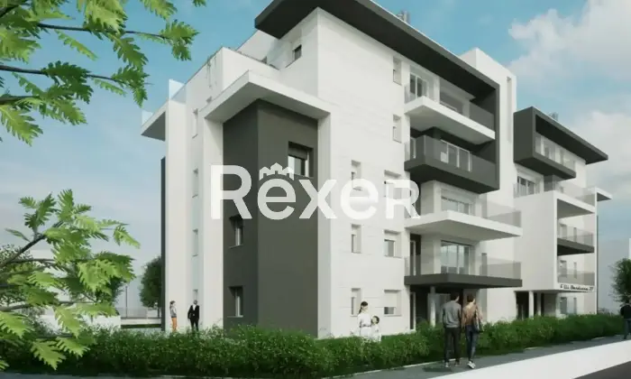 Rexer-CASTENASO-TRILOCALE-AL-TERZO-PIANO-CON-TERRAZZO-Altro