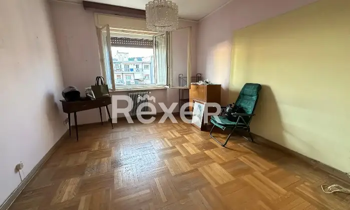 Rexer-Trieste-Appartamento-con-Balcone-Altro