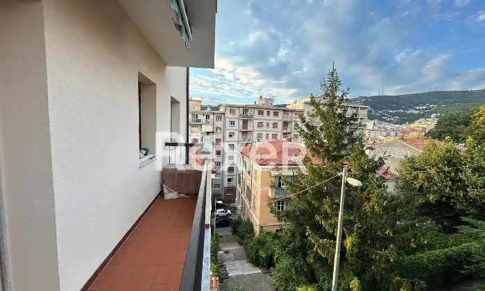 Rexer-Trieste-Appartamento-con-Balcone-Altro