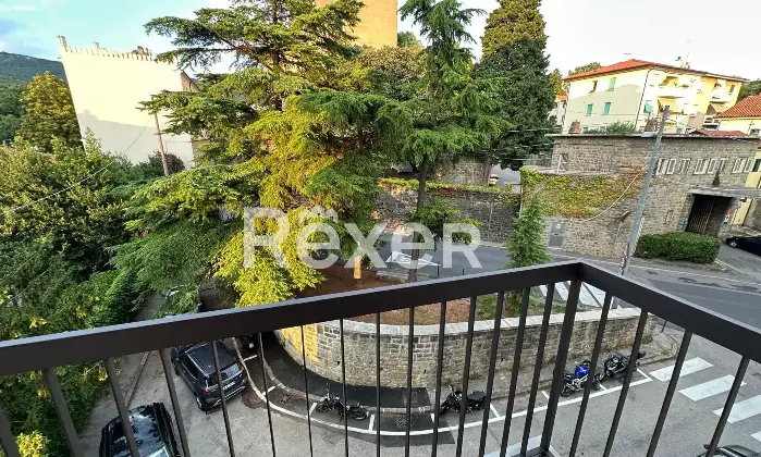 Rexer-Trieste-Appartamento-con-Balcone-Altro