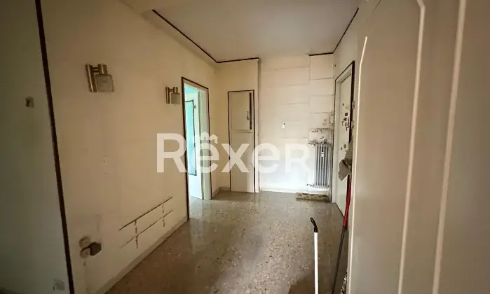 Rexer-Trieste-Appartamento-con-Balcone-Altro